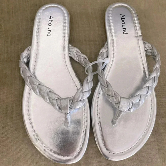 Abound Shoes - Abound Frannie Braided Slip On Thong‎ Sandal Silver Metallic Women’s 6.5 NEW